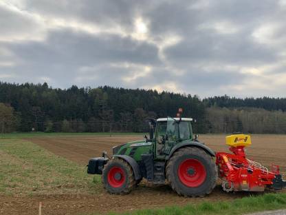 Bild 5:Grünlanderneuerung & Rekultivierung