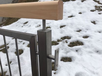 Bild 2:Edelstahl-Geländer