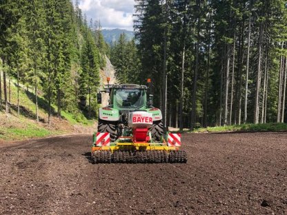 Bild 5:Rekultivierungsarbeiten