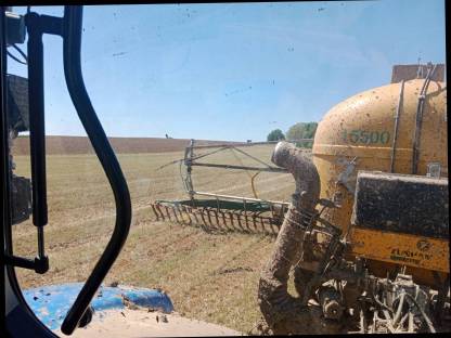 Bild 3:GÜLLE ausbringung und Fass Verleih