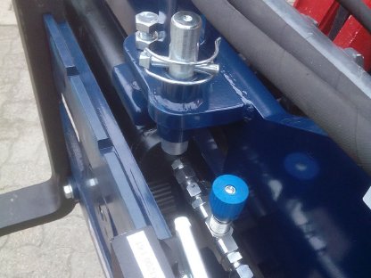 Bild 3:Kistendrehgerät, drehbare Palettengabel Alpower