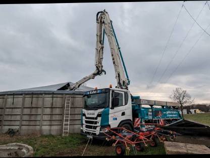 Bild 3:Güllemixer mobil, Schwimmtschicht, Biogas