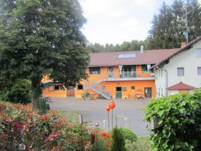 Ferien- und Reiterhof mit 2 Wohnhäusern,  Nähe Passau