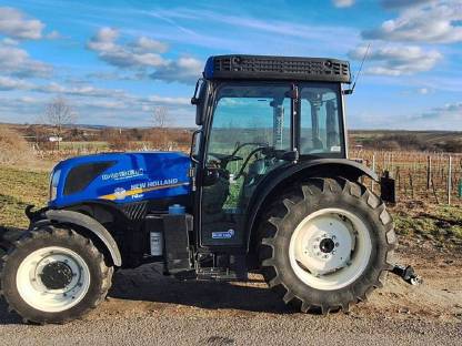 New Holland T4 100