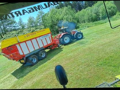 Bild 2:Fullservice Grünfutterernte - vom Mähen bis zum Häckseln