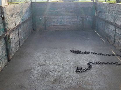 Bild 5:2-Achs Brantner Anhänger