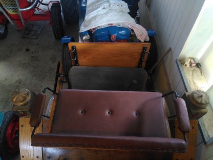 Bild 4:Einspännige Kutsche, Scheibenbremsen, Original Wagenräder