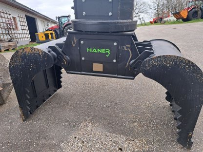 Bild 3:Universalgreifer Steinzange Mehrzweckgreifer