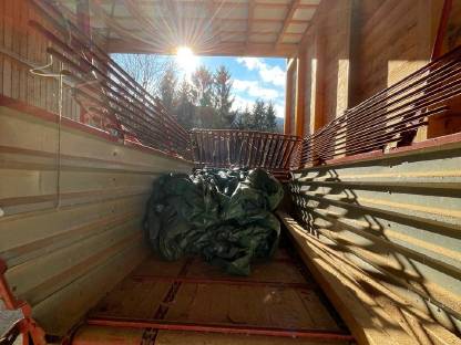 Bild 4:Pöttinger Ladewagen