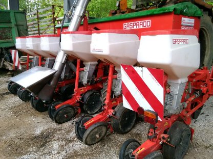 Bild 3:Einzelkornsämaschine Gaspardo MTE (Maisanbau)
