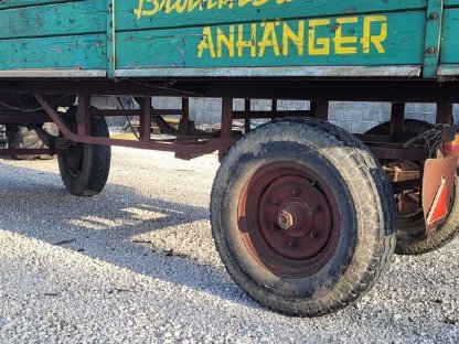 Bild 8:2-Achs Brantner Anhänger
