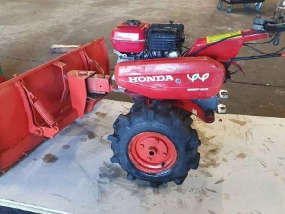 Honda Einachser Schneeschieber 2 Stk. Type F360 und 1 Stk. F406