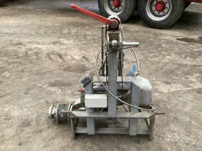 Bild 5:Gülleverteiler-Pendelverteiler zu verkaufen