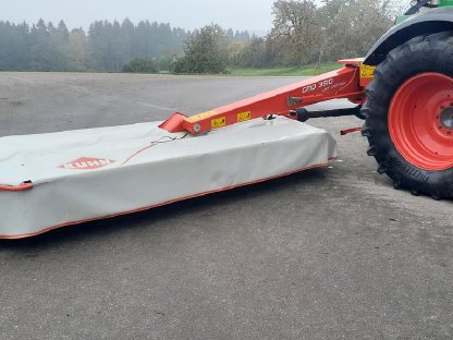 Bild 7:Frontmähwerk Kuhn GMD 802F-FF