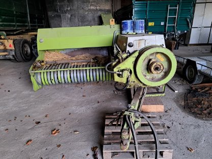Bild 2:Claas Markant 65