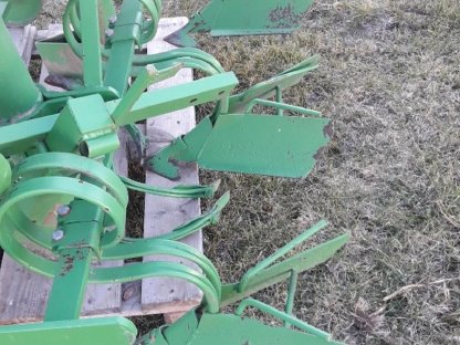 Bild 3:Kartoffelleger - Vielfachgerät Feldherr