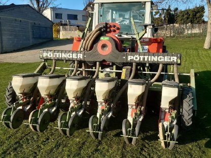 Bild 2:Einzelkornsähmaschine Nodet Planta II