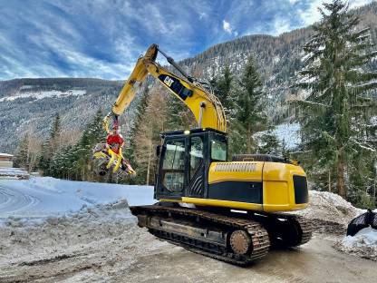 Baggerprozessor CAT 319d WOODY60