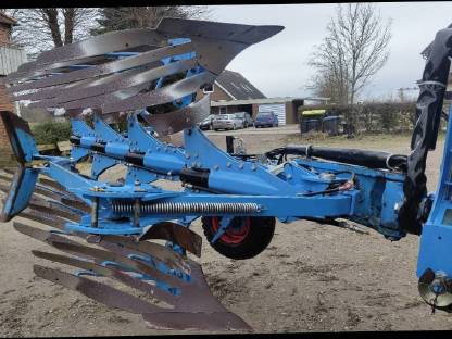 Pflug, Volldrehpflug 5 Schar, Lemken Juwel 8