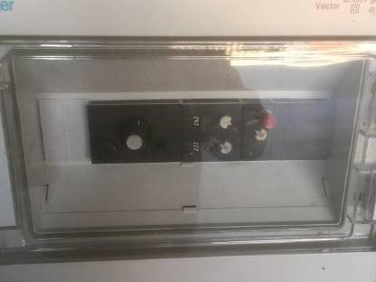 Bild 3:Räucherschrank mit automatischem Raucherzeuger