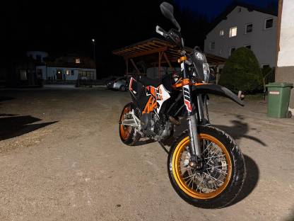 Supermoto KTM 690 SMC-R