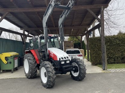 Traktor Steyr M 975 A mit Frontlader