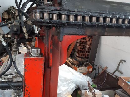 Bild 2:Siloblockschneider Hydrac