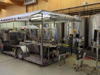 Bild 2:Mobile Füllanlage auf 2 Hänger aufgebaut