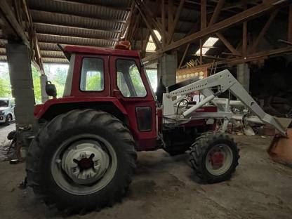Bild 4:Steyr 768 Allrad mit Steyrlader 120