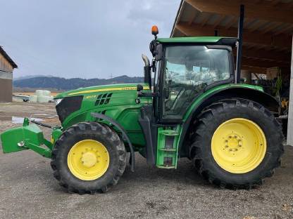 Bild 2:John Deere 6140 R