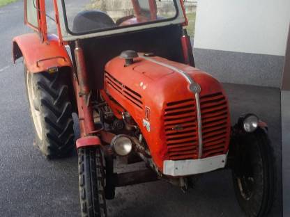 Bild 2:Steyr 190 mit Frontlader