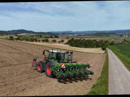 Bild 5:Lohnanbau Einzelkornsämaschine Amazone Precea