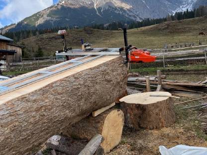 Bild 2:Lohnschnitt, Lohnfräsung, Planfräsung