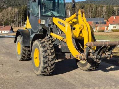 Bild 2:Komatsu WA100 M-5 Radlader