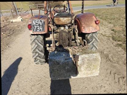 Bild 4:Steyr 188 mit Frontlader