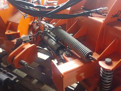 Bild 9:Schneepflug Winterdienst Samasz Vario Pflug ALPS 301