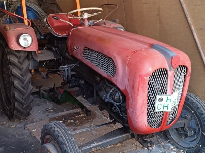 Bild 2:Traktor Bautz C 200 16 PS