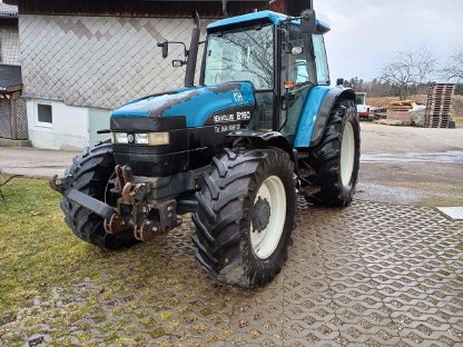 Bild 3:New Holland 8160