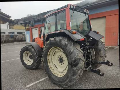 Bild 3:Valtra 6200