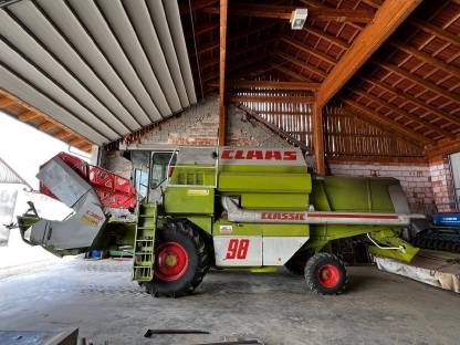 Claas Dominator 98S Classic - 3D