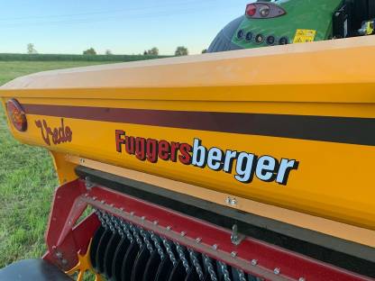 Bild 3:Grünland Nachsaat mit Vredo