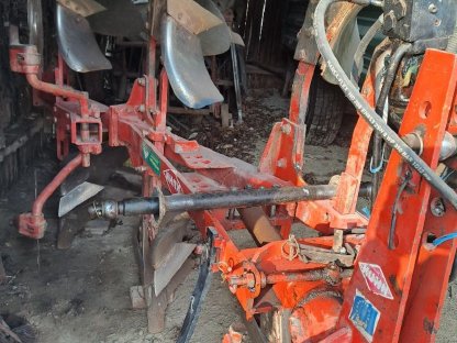 Kuhn 3-Schar Pflug TR Standard