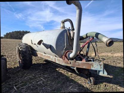 Güllefass Wasserfass 5.000 l Morawetz Gülleknecht Vakuumfass