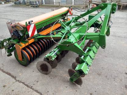 Bild 2:Amazone Catros 3001