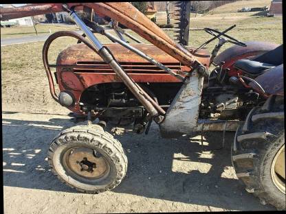Bild 5:Steyr 188 mit Frontlader