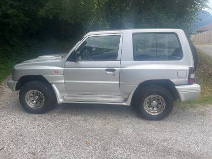 Mitsubishi Pajero 2.5