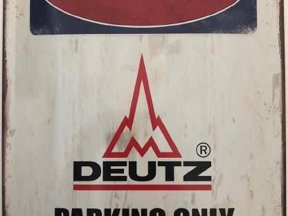 Blechschild 30 x 20 cm Deutz Parking Only