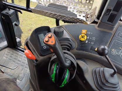 Bild 6:New Holland 8160