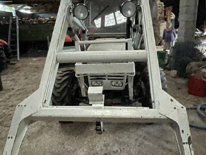 Bild 2:Steyr 768 Allrad mit Steyrlader 120