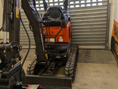 Bild 2:Eurocomach Minibagger 12 ZT Nullheck Kubota Motor